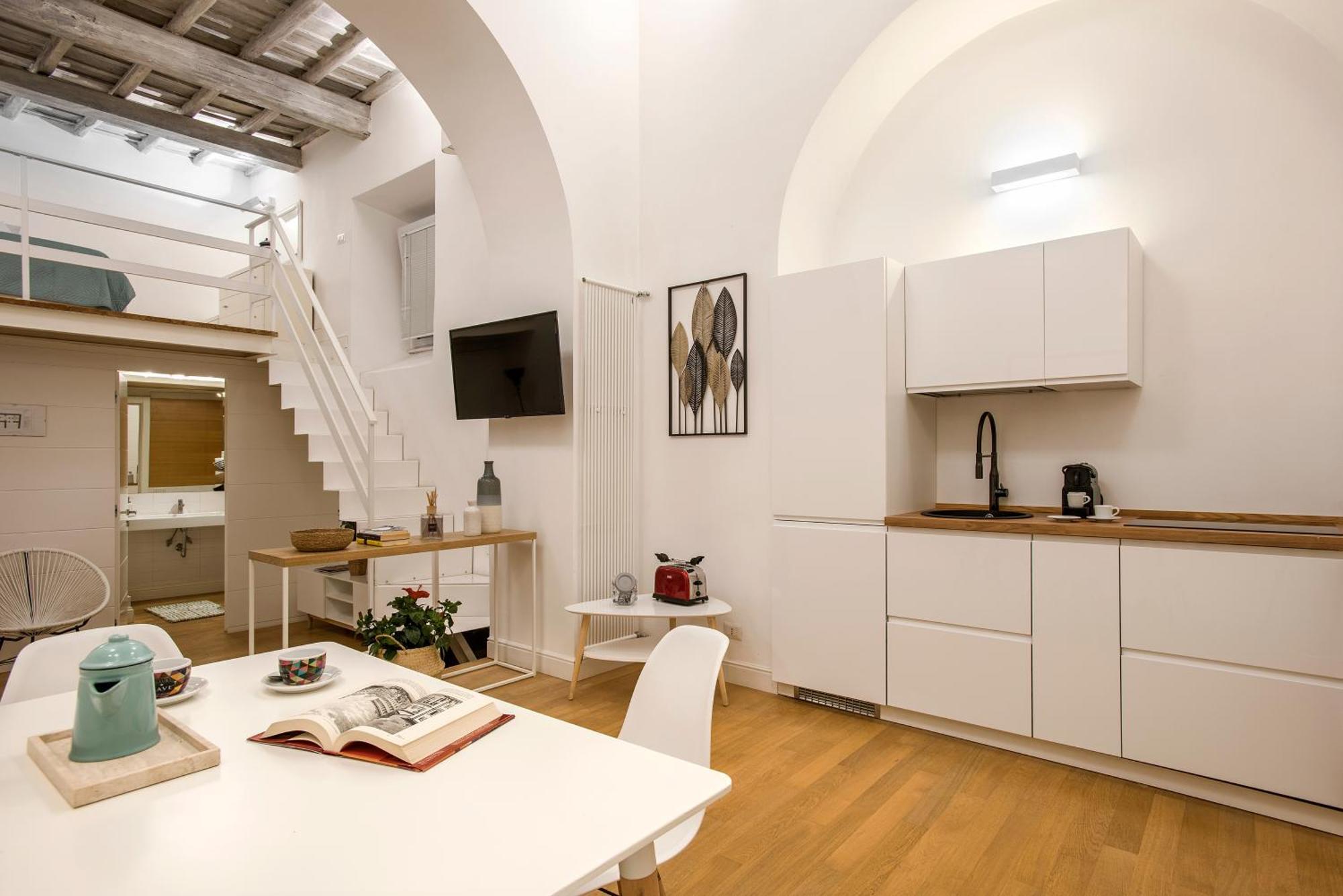 Holidays Teatro Pace Rome Extérieur photo